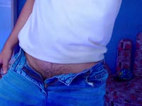 Hi all !! My name is Demian, a new guy on this very open minded fun site looking for fun and good sex. I love the sexual theme, being very accommodating in bed. I like good plans to go out to dinner, a good party with friends and a great night of sex.