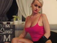 I am someone very friendly and open, like to talk about anything without tabus. I like men who can tell ditectly what they want or like but at the same time kind of shyness can be very attractive to me as well.