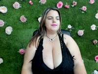 Im Vikcy, Im 20 years old, currently a nursery student, in my free time i like to cam, i love to cook, and to draw