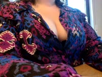 Ik kan heel goed luisteren, ik ben een fijne gesprekspartner. Ik kan af en toe ook heel stout zijn hihi.