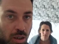 I work in an office, I love nature, doing it in unusual places
I am a natural woman