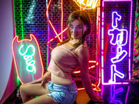 camwhore fingering shaved pussy AnaHemsworth