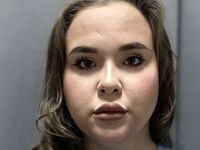 fingering girl cam MaeWilkins