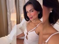 camslut showing tits PerlaMoonroe