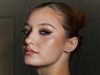 live cam girl picture VerniaGrenon