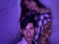 live couple blowjob cam AnnyaAndRick