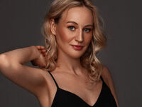 femdom cam AbeyAmaze