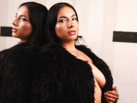 webcamgirl foot fetish chat room KiaraFox