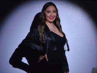 naked camgirl masturbating with dildo AbellaRaider