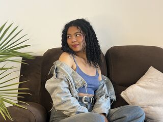 naked girl with webcam masturbating AddanasDaven