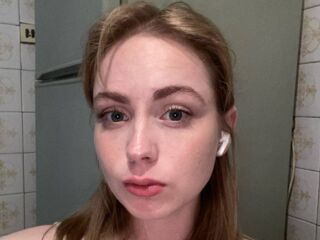 live webcam model AmiNahha