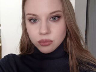 nude webcamgirl pic AngelicaKelly