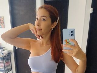 cam girl masturbating with vibrator AriaRowan