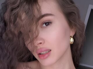 naked webcamgirl picture ArlaKomosinski