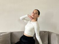 camwhore masturbating with sextoy BettyMaldonado