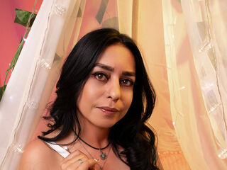 naked cam girl fingering pussy BiancaCollinss