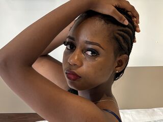 bedroom cam BrianaHadid