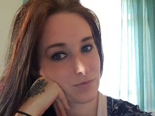 naked webcam girl fingering BrookeMoon