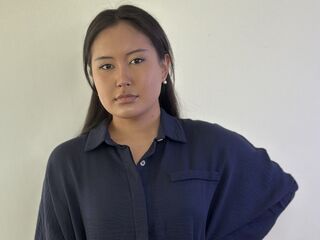 webcam live sex CarolannOrmisto