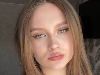 hot cam show CarylonPreis