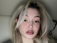 naughty camgirl masturbating with dildo CaseyHemmerling