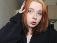 masturbating webcamgirl CassiStone
