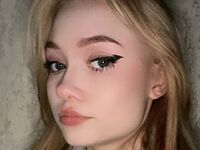 hot cam girl masturbating with vibrator CecilyBurnard