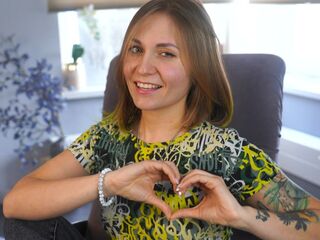 cam girl fingering ChauFullmore