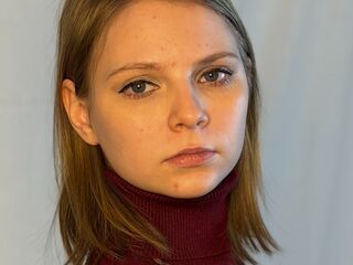 camslut topless CherrieSearls