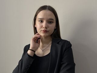 girl cam free CletaBooth