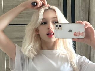 chatslut CourtneyAdamo