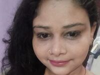 fingering girl cam CurvySoniya