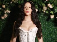 nude cam pic DaniellaGomez