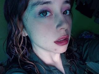 naughty camgirl fingering shaved pussy DannaGom