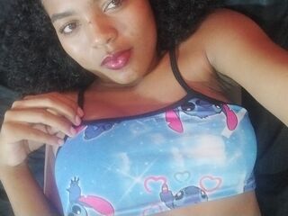 naked cam chatroom DaysiPolo