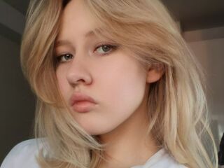 cam girl livecam DennyDucote