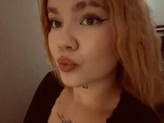 camgirl masturbating with sextoy DorisHall