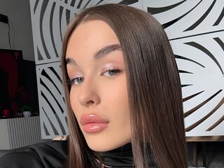 naked girl with webcam masturbating with vibrator DorthaErick