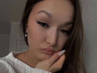 camgirl fingering bald pussy EdaScantling