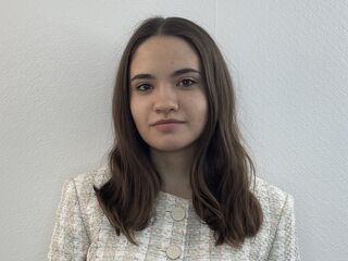 hot cam girl masturbating with vibrator ElishaPelini