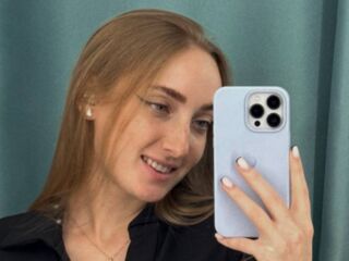 camslut spreading pussy ElizabethKitchen
