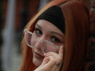 cam girl spreading pussy EmeraldClyatt