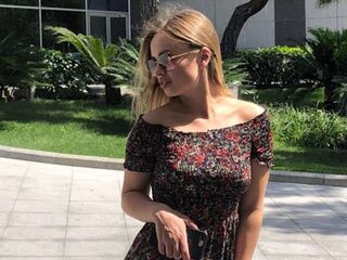 live-chat EmileeBeyale