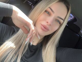 nude camgirl pic EmyiliaBliss