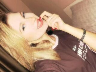 fingering girl webcam  FlossieRoseth