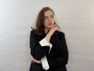 naked girl with live cam fingering IzolaDonawa