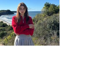 camgirl fingering wet pussy JaneeLoszynski