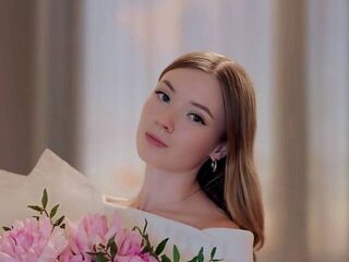 sex webcam chatroom JaniseServoss