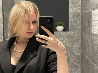 babecam JenaeMcquillen