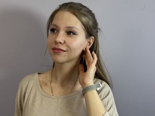 naked cam girl masturbating with sextoy JessicaFreligh